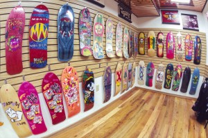 Mauinix-surfshop-florida-springbreak1989-surfing-volcom-quiksilver-billabong-hurley-17