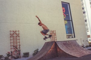 Mauinix-surfshop-florida-springbreak1989-surfing-volcom-quiksilver-billabong-hurley-31