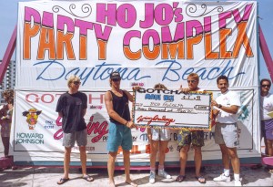 Mauinix-surfshop-florida-springbreak1989-surfing-volcom-quiksilver-billabong-hurley-6